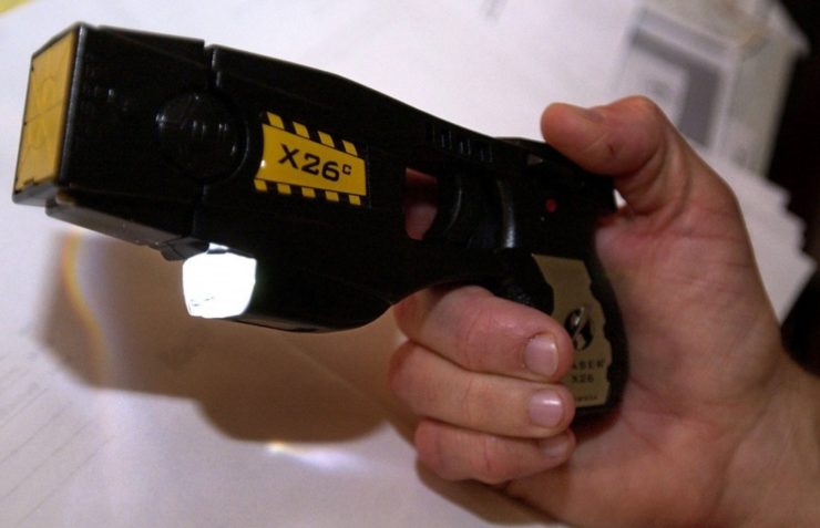 New Jersey stun gun ban struck down